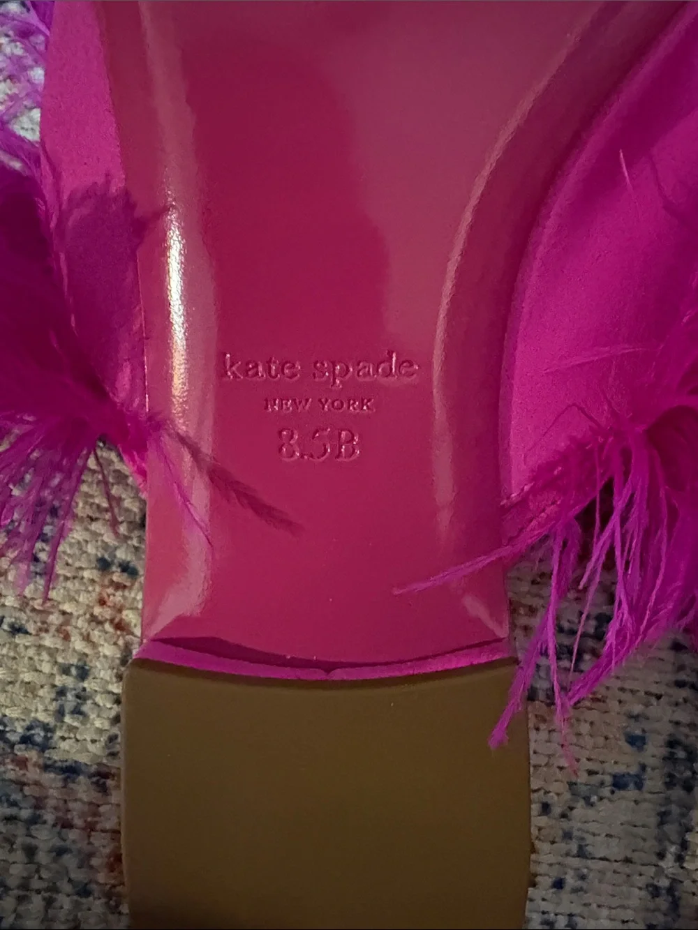Kate Spade Marabou Suede Feather Mules in Magenta Dahlia SZ 8.5 NWOB - Picture 4 of 4